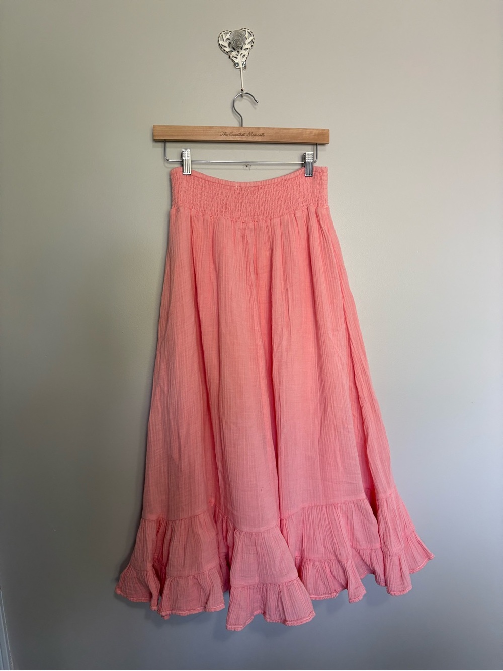 American Eagle coral skirt